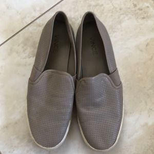 Vince Blair 5 Slip On Shoes Size 8